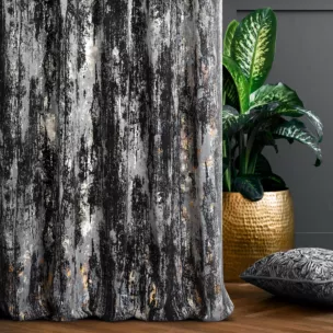 Tkanina zasłonowa welwetowa zdobiona metalicznym wzorem przecierki Eurofirany