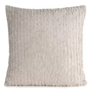 Poszewka na poduszkę 45x45 cm z szyfonowej tkaniny zdobiona moherową nicią beżowa SELMA EVA MINGE Eurofirany