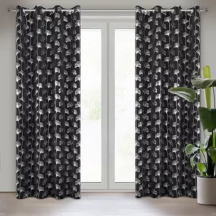 Zasłona czarna w srebrny wzór liści, zaciemniająca 135x250 cm przelotka CLARA Eurofirany