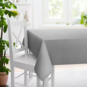 Obrus szyty JULIETT popielaty z eleganckiej połyskującej tkaniny przetykanej lureksową nicią