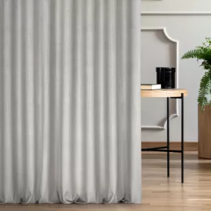 Zasłona szyta na taśmie 5 cm srebrna tkanina welwetowa z błyszczącym, metalicznym nadrukiem drobnej pepitki