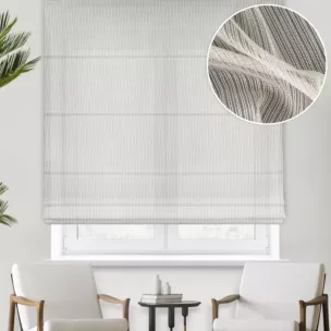 Roleta rzymska naturalna z drobnej siatki w pionowe prążki, wykończona obciążnikiem