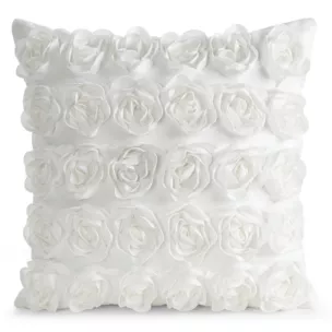Poszewka na poduszkę 45 x 45 cm z welwetu kolor kremowy zdobiona 3D aplikacją róż ROSES Eva Minge Eurofirany