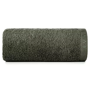 Ręcznik kąpielowy 50x90 cm bawełniany kolor ciemnooliwkowy z haftowanym logiem Eva Minge 550 g/m2 VENUS Eurofirany