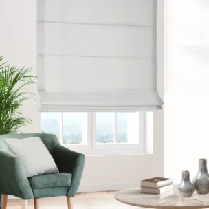 Roleta rzymska naturalna z gładkiej, przyjemnej w dotyku tkaniny z efektem melanżu