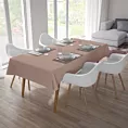 Obrus szyty ADESSA pudrowo różowy z miękkiej tkaniny o welurowej strukturze