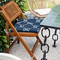 Poduszka na krzesło 43 x 43 x 4 cm wodoodporna granatowo, biała w stylu marynistycznym GARDEN Eurofirany