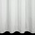 Firana szyta na przelotkach naturalna z miękkiej i połyskliwej tkaniny, wykończona obciążnikiem