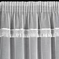 Firana biała z etaminy zdobiona subtelnym pasem frędzli w stylu eko 140x270 cm taśma KIRA 1 Eurofirany