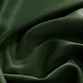 Poszewka szyta ciemnozielona z gładkiej tkaniny zaciemniającej typu dimout