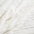 Narzuta na fotel-koc  70x160 cm biała z wytłaczanym wzorem pasów LISA DESIGN 91 Eurofirany