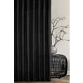 Zasłona szyta na przelotkach czarna z tkaniny z aplikacją