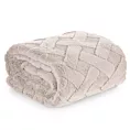Koc flano 200x220 cm beżowy zdobiony wytłaczanym wzorem CARO DESIGN 91 Eurofirany