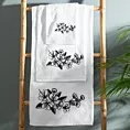 Zestaw ręczników bawełnianych 3 szt kolor biały,czarny z haftowanym motywem kwiatu wiśni 400 g/m2 SOFIA Eurofirany