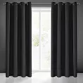 Zasłona czarna z gładkiej matowej tkaniny zaciemniającej 135x250 cm przelotka BLACKOUT Eurofirany