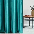 Zasłona szyta na taśmie fala ciemnoturkusowa z tkaniny welwetowej w pionowe prążki, wykończona obciążnikiem