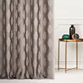 Zasłona szyta na taśmie fala ciemnobeżowo srebrna z eleganckiej tkaniny w drobny ornamentowy wzór