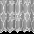 Firana szyta na przelotkach biała z matowej tkaniny z efektem deszczyku zdobionej dołem haftem