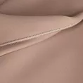 Poszewka szyta pudrowo różowa z gładkiej tkaniny zaciemniającej typu dimout wykończona obciążnikiem