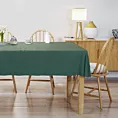 Obrus szyty ciemnozielony z gładkiej zaciemniającej tkaniny typu dimout