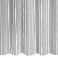 Firana szyta na przelotkach biała z tkaniny w pionowe pasy i efektem deszczyku, wykończona obciążnikiem