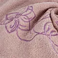 Zestaw ręczników bawełnianych 3 szt kolor pudrowy, liliowy z haftem subtelnych kwiatów 400 g/m2 LILA Eurofirany