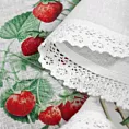 Zazdrostka biało, zielona z etaminy zdobiona nadrukiem truskawek 60x150cm tunel KSENIA Eurofirany