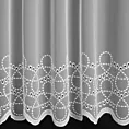 Firana szyta na przelotkach biała z matowej tkaniny PERU, zdobiona fantazyjnymi wzorami tworzącymi dwa poziome pasy