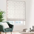 Roleta rzymska biało złota z tkaniny typu BATYST z delikatnie połyskującym, geometrycznym nadrukiem na całości tkaniny, wykończona obciążnikiem