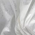 Zasłona biało, srebrzysta zdobiona błyszczącym przecieranym wzorem z welwetu 140x250 cm przelotka RENIA  Eurofirany