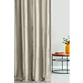 Zasłona szyta na taśmie fala jasnobeżowa z tkaniny welwetowej w pionowe prążki, wykończona obciążnikiem