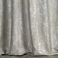 Zasłona szyta na taśmie fala ZAHRA beżowo srebrna z grubotkanej nowoczesnej tkaniny z błyszczącym nadrukiem