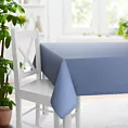 Obrus szyty niebieski z gładkiej tkaniny z delikatnym połyskiem