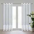 Dekoracja okienna biała z gładkiej tkaniny zdobiona pasem aplikacji w kwiaty 140x250 cm przelotka LIWIA EVA MINGE Eurofirany