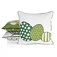 Poszewka na poduszkę 45x45 cm welwetowa z nadrukiem pisanek biało, zielona WIOSNA 3 Eurofirany