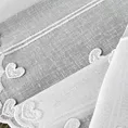 Tkanina firanowa zazdrostka zdobiona haftowaną aplikacją w kształcie serduszek Eurofirany