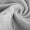 Ręcznik kąpielowy 50x90 cm bawełniany kolor srebrny z koronką oraz subtelnym haftem 500 g/m2 SISI Eurofirany
