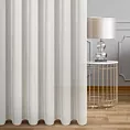 Firana szyta na przelotkach kremowa z miękkiej w dotyku tkanina w delikatne pionowe prążki, wykończona obciążnikiem