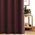 Zasłona szyta na przelotkach bordowa z miękkiej tkaniny o welurowej strukturze