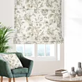 Roleta rzymska kremowo beżowa z tkaniny o naturalnym splocie z nadrukowanym kwiatowym wzorem