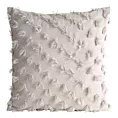 Poszewka na poduszkęe 45x45 cm z szyfonowej tkaniny zdobiona pomponami z błyszczącą nicią beżowa AURELIA EVA MINGE Eurofirany