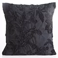 Poszewka na poduszkę 45x45 cm welwetowa zdobiona wypukłym roślinnym wzorem czarna VERSO Eurofirany