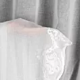 Firana szyta na flexach biała z etaminy zdobionej eleganckim haftem