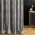 Zasłona szyta na flexach stalowo srebrzysta z miękkiej tkaniny welwetowej z ornamentowym błyszczącym nadrukiem
