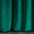Zasłona szyta na taśmie fala ENYA ciemnozielona z miękkiej półmatowej tkaniny welwetowej