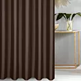 Zasłona szyta na przelotkach brązowa z gładkiej tkaniny zaciemniającej typu dimout wykończona obciążnikiem