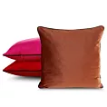 Poszewka na poduszkę 45x45 cm welwetowa o delikatnym połysku z ozdobną lamówką amarantowa GAJA 2 Eurofirany