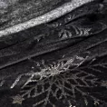 Koc świąteczny 150x200 cm czarno, złoty zdobiony nadrukiem śnieżynek Eurofirany
