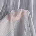 Firana szyta na tunelu jasnoszara z drobnej siatki w pionowe prążki, wykończona obciążnikiem