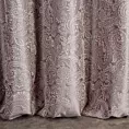 Zasłona szyta na przelotkach ASETTA popielato pudrowa z eleganckiej tkaniny z fantazyjnym połyskliwym wzorem Italissima Eva Minge